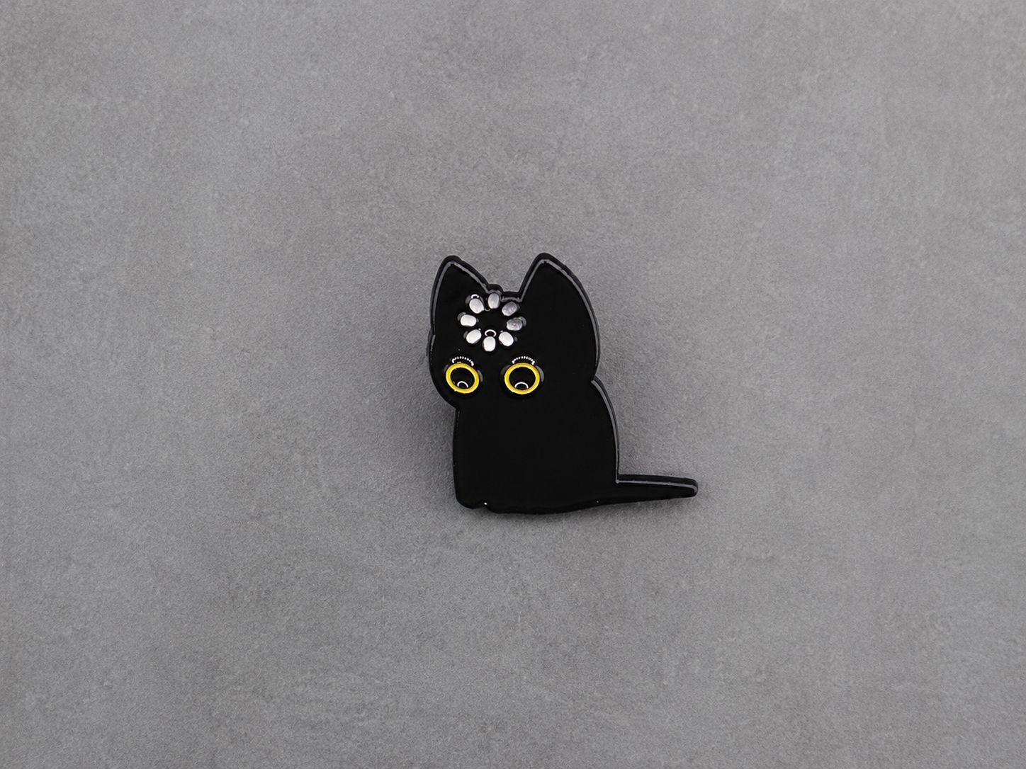 Pins — Chat Pensif