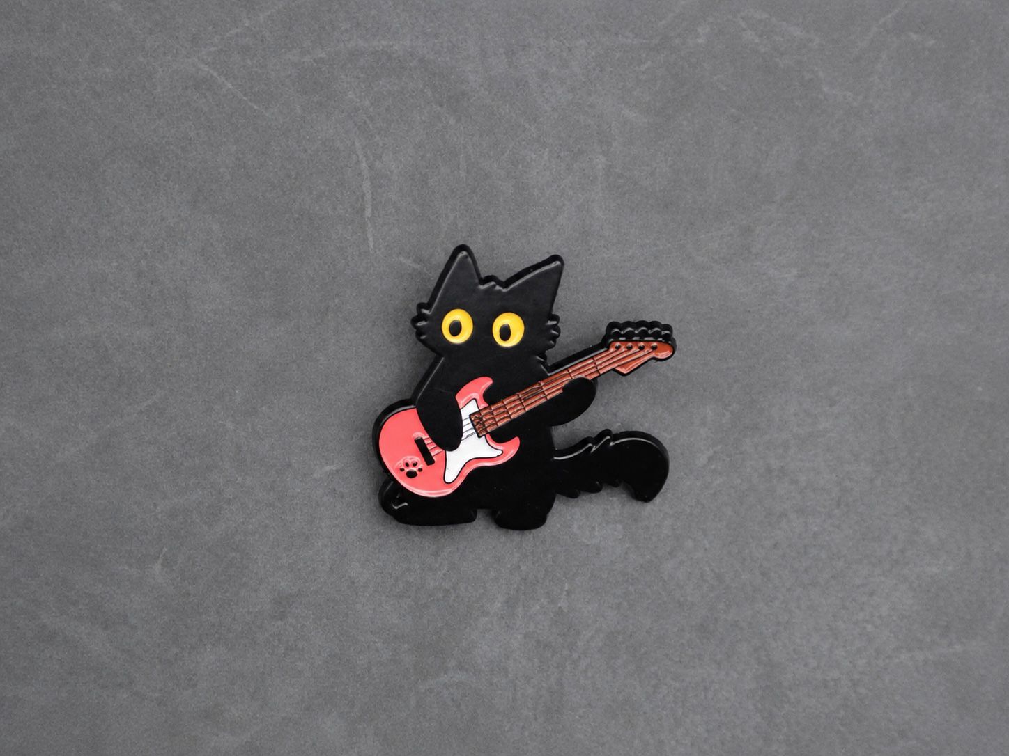 Pins— Chat Guitariste