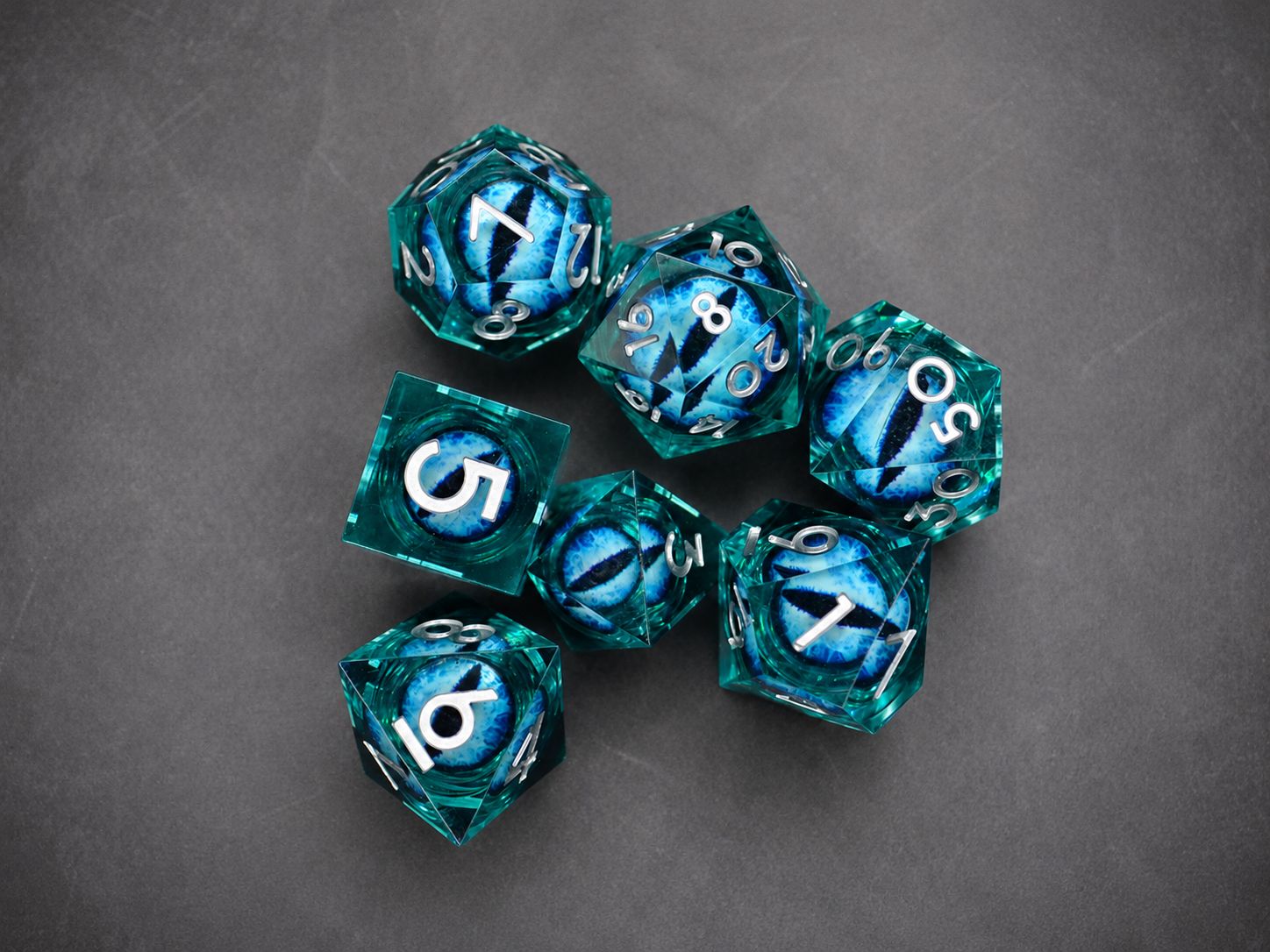 Set de Dés Œil de Dragon — Bleu Saphir